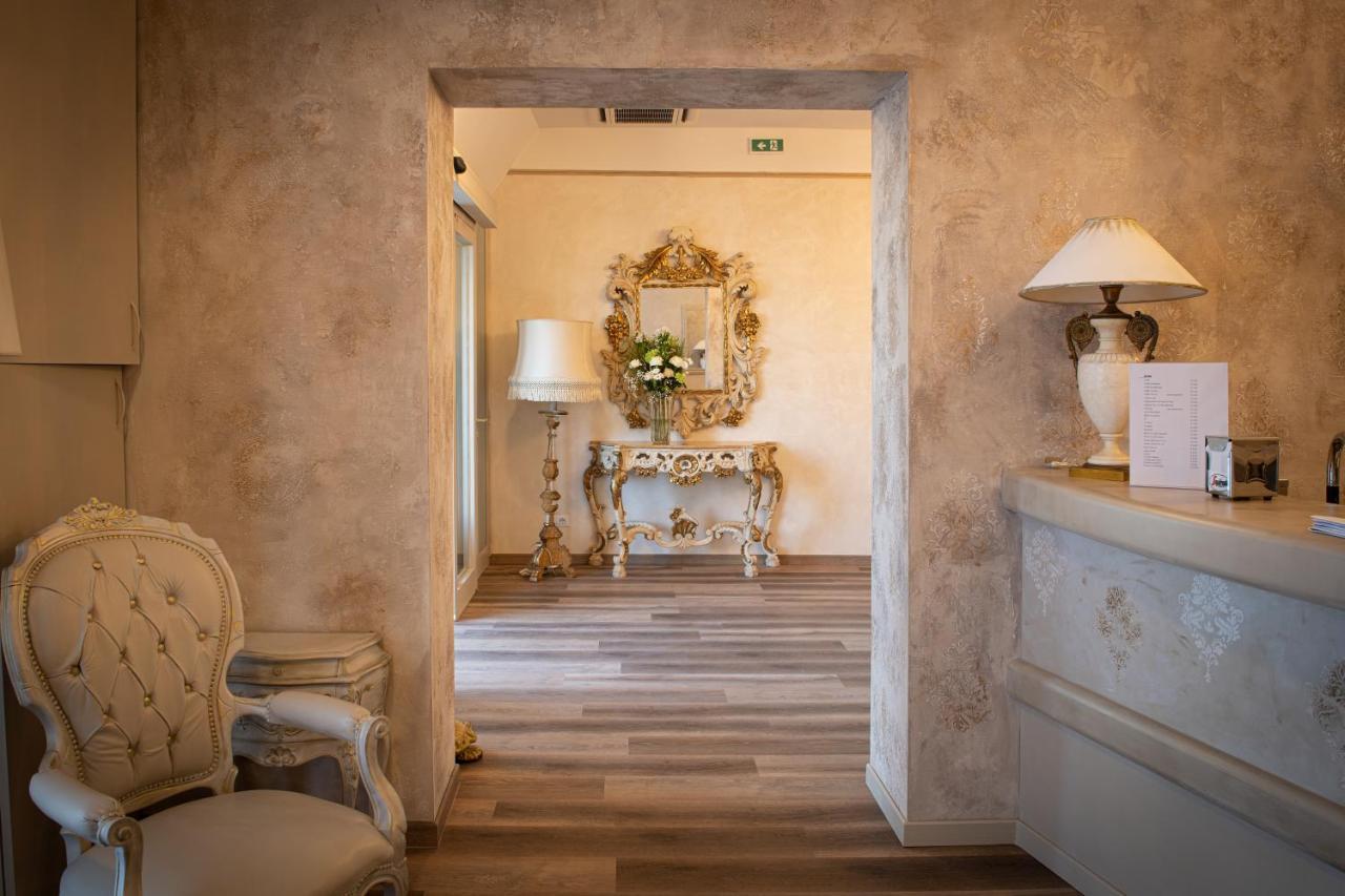 Hotel Della Rosa Ancône Extérieur photo