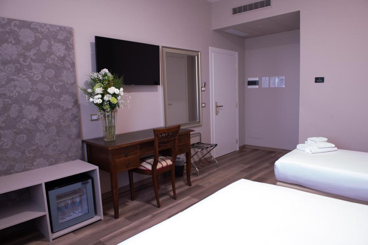 Hotel Della Rosa Ancône Extérieur photo